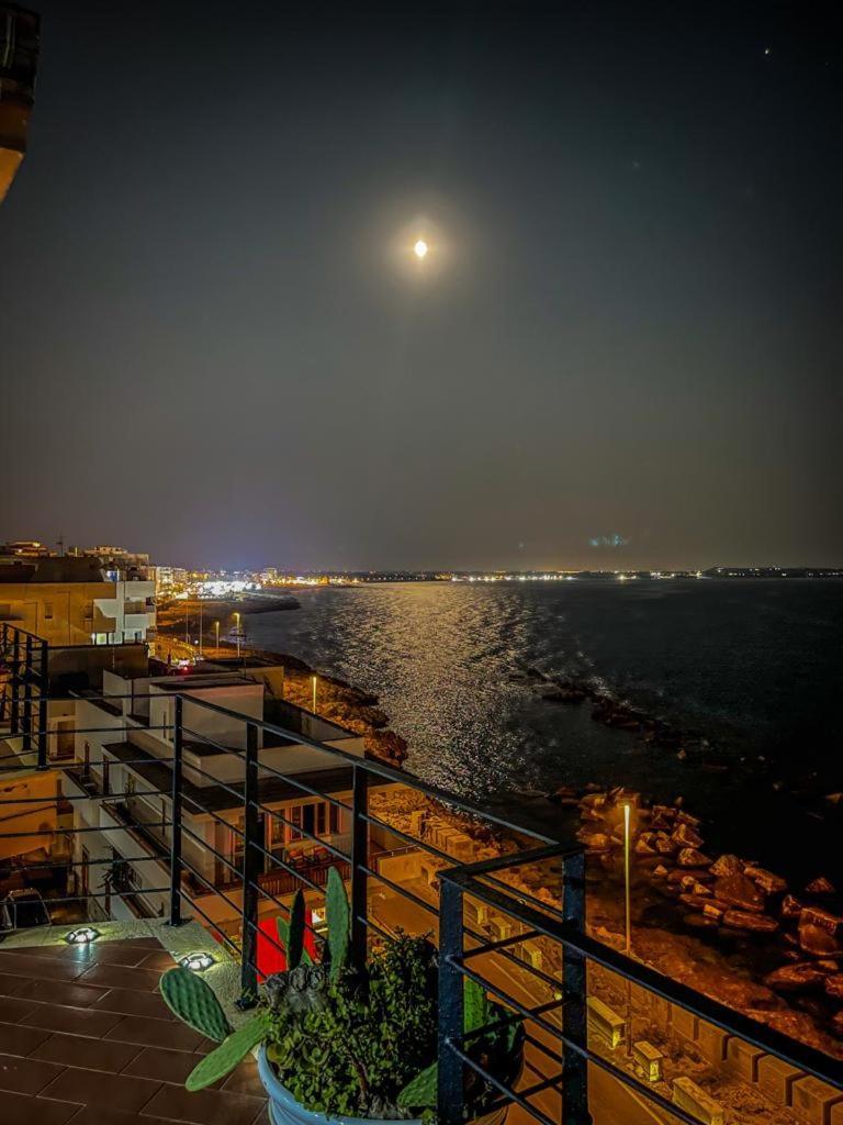 Hotel Palace Vista Mare Gallipoli Buitenkant foto