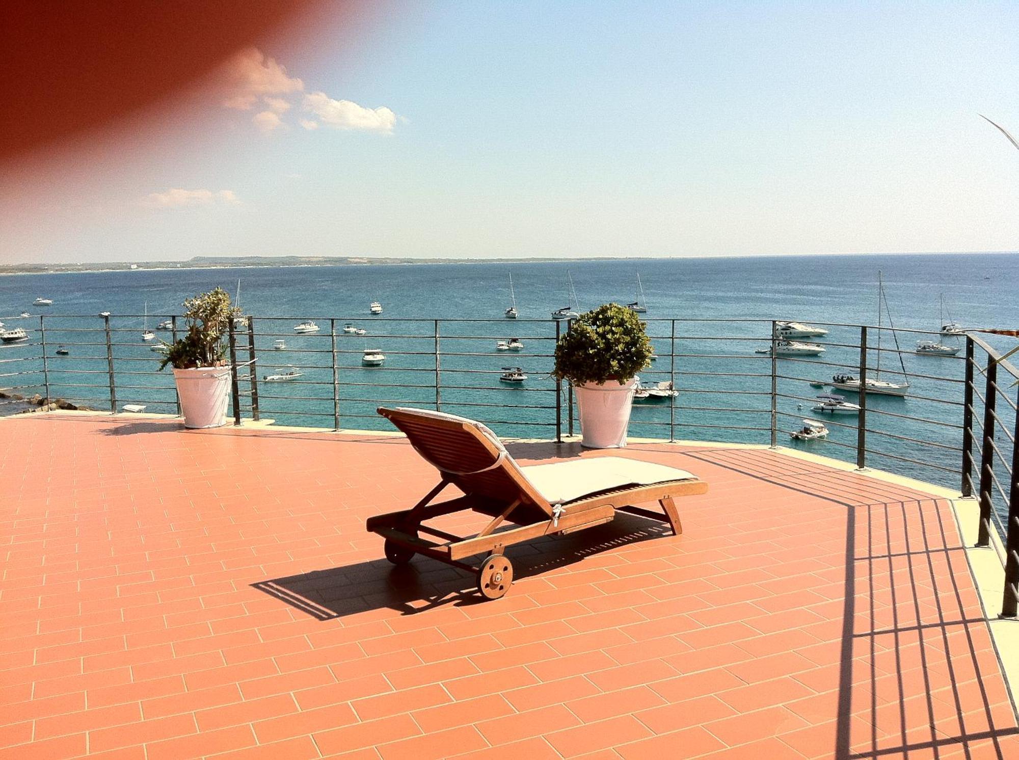 Hotel Palace Vista Mare Gallipoli Buitenkant foto