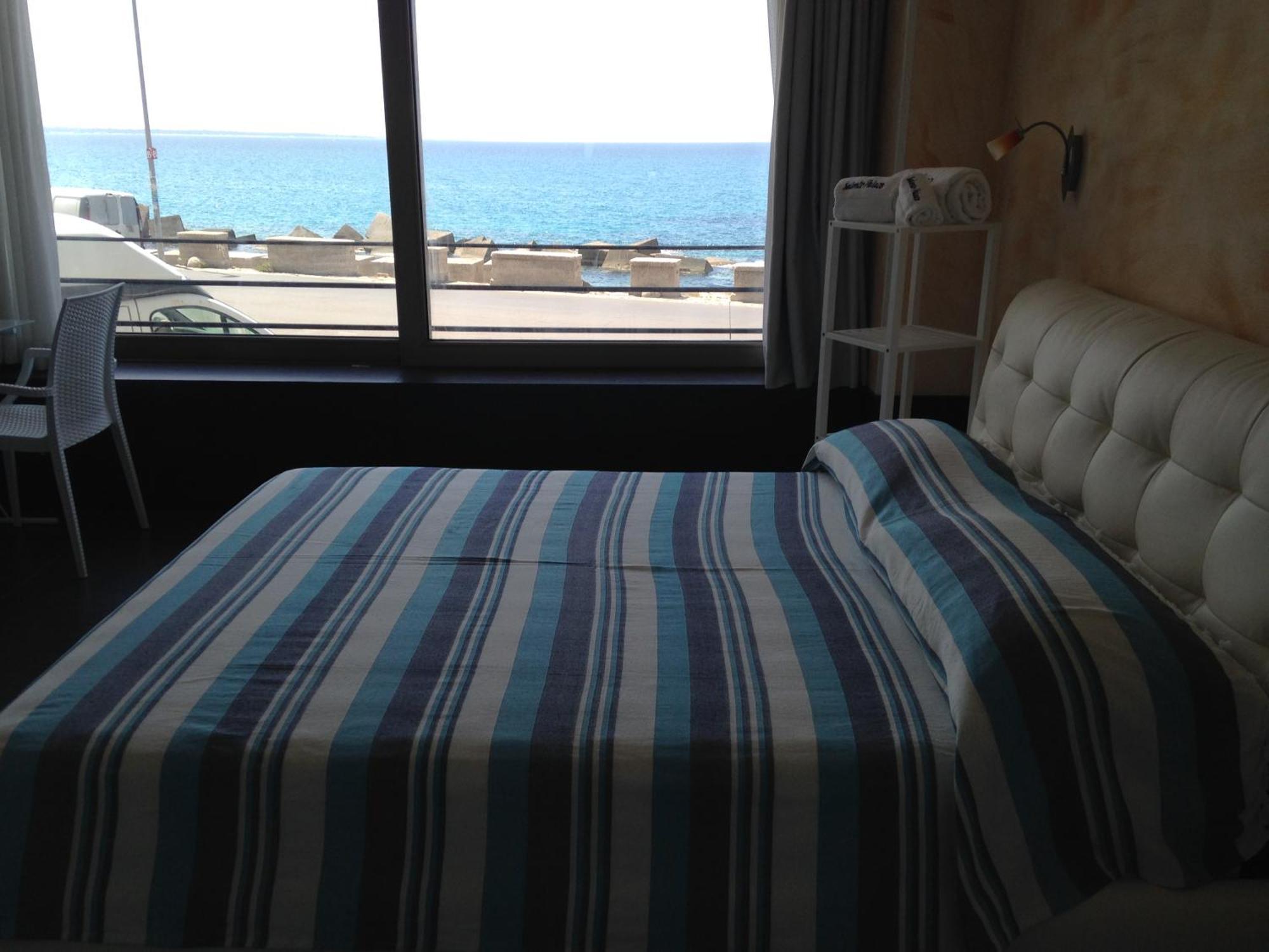 Hotel Palace Vista Mare Gallipoli Buitenkant foto